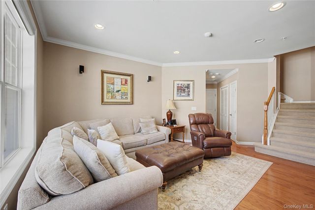 17 Sonata Court, Lake Grove, NY 11755