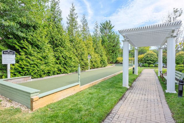 17 Sonata Court, Lake Grove, NY 11755