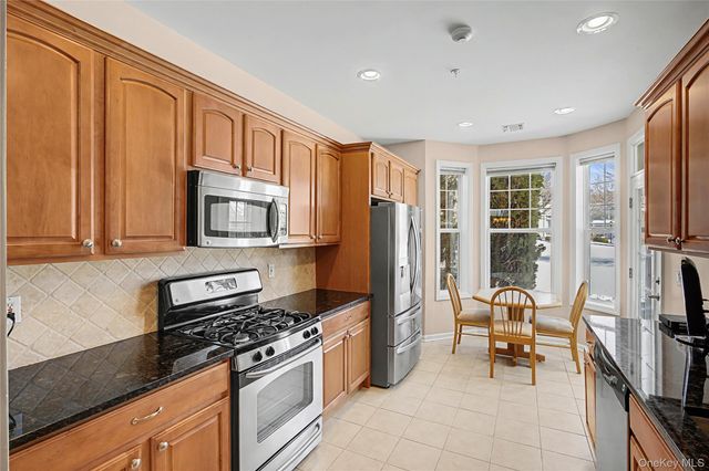 17 Sonata Court, Lake Grove, NY 11755