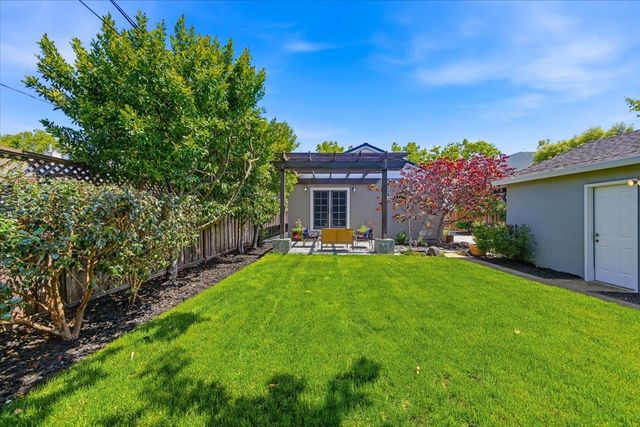 278 Iris Street, Redwood City, CA 94062
