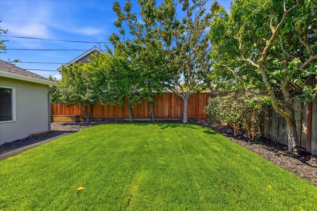 278 Iris Street, Redwood City, CA 94062