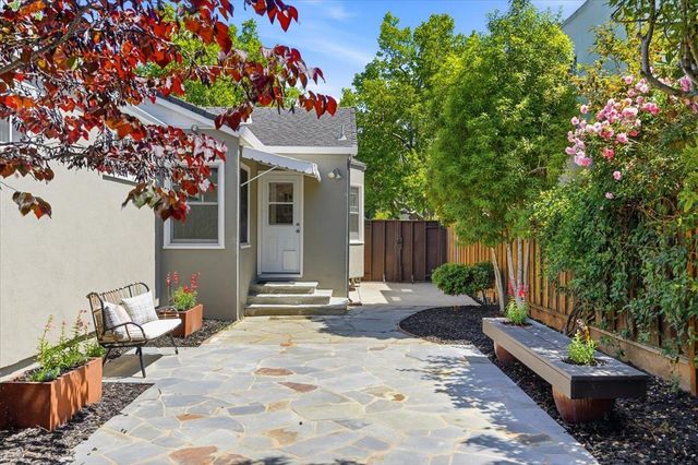 278 Iris Street, Redwood City, CA 94062