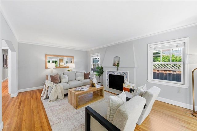 278 Iris Street, Redwood City, CA 94062