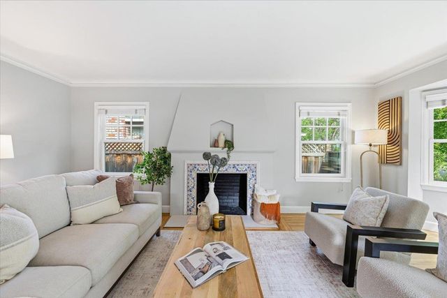 278 Iris Street, Redwood City, CA 94062