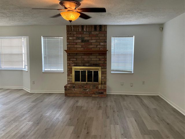 11914 Mulholland Drive, Meadows Place, TX 77477
