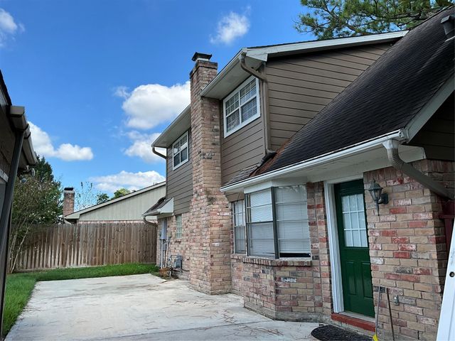 11914 Mulholland Drive, Meadows Place, TX 77477