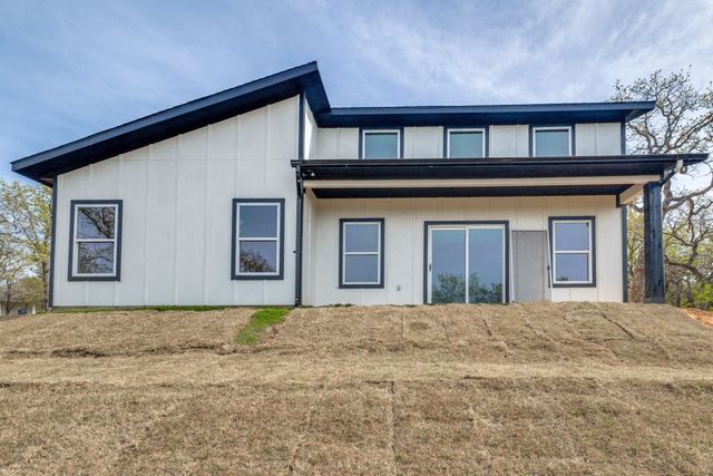 265 Jim Walter Drive, Runaway Bay, TX 76426