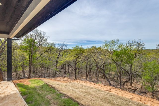 265 Jim Walter Drive, Runaway Bay, TX 76426