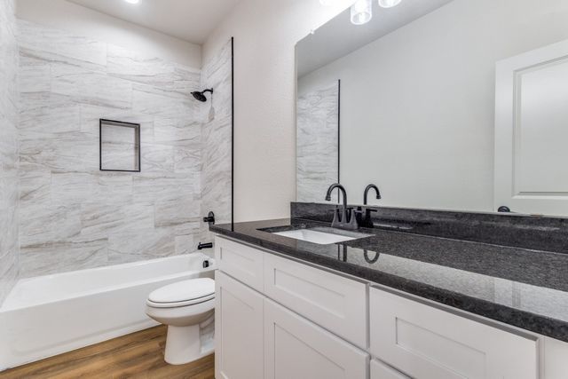265 Jim Walter Drive, Runaway Bay, TX 76426