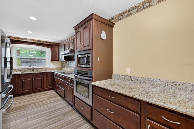 3217 LAKE ANDERSON AVENUE, Orlando, FL 32812