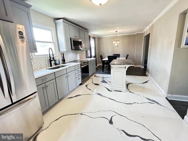 2701 TANEY LN, Wilmington, DE 19810