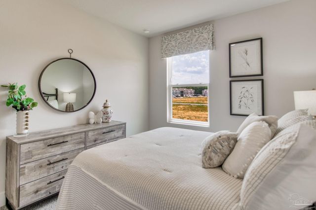 3984 Pendragon Cir, Milton, FL 32583