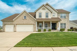 987 Bentley Park Circle, O'fallon, MO 63368