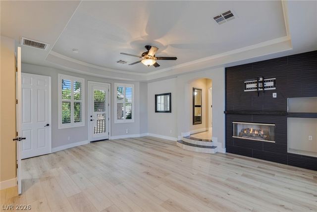 300 Kingsclear Court, Las Vegas, NV 89145
