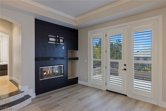 300 Kingsclear Court, Las Vegas, NV 89145