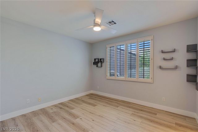 300 Kingsclear Court, Las Vegas, NV 89145