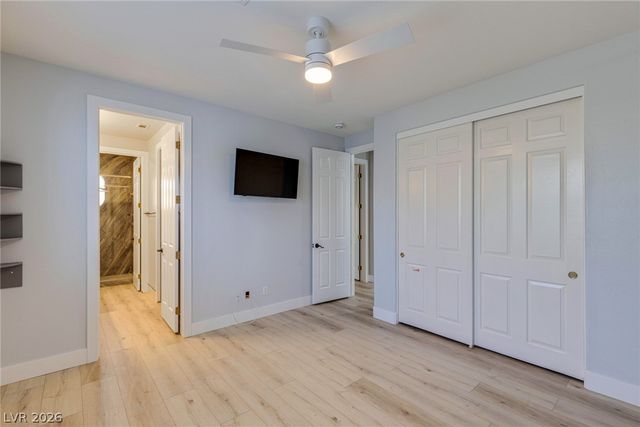 300 Kingsclear Court, Las Vegas, NV 89145