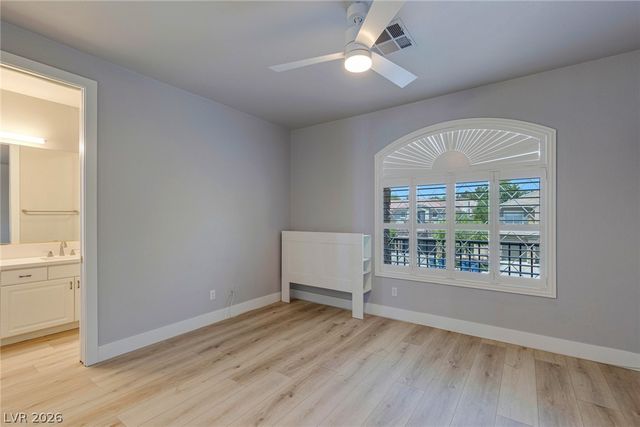 300 Kingsclear Court, Las Vegas, NV 89145