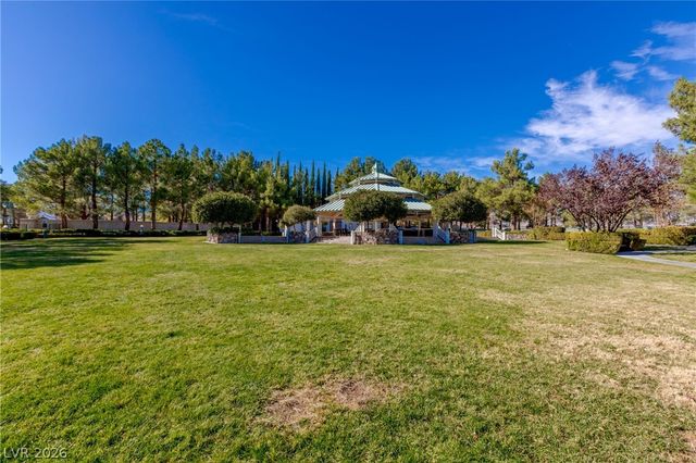 300 Kingsclear Court, Las Vegas, NV 89145