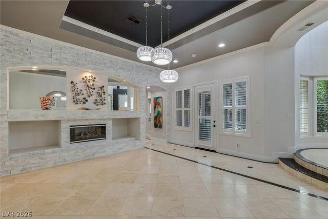 300 Kingsclear Court, Las Vegas, NV 89145