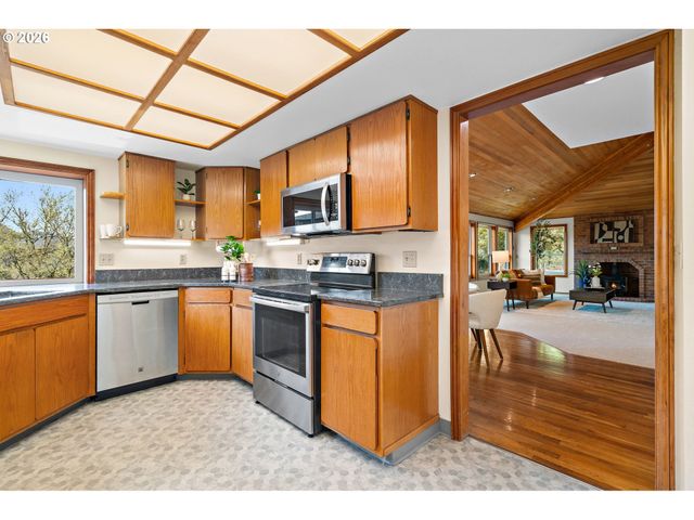 14438 Sw 152ND Pl, Portland, OR 97224