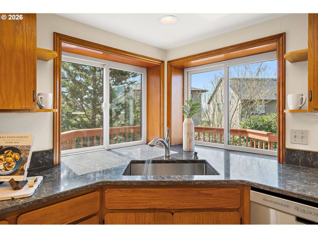 14438 Sw 152ND Pl, Portland, OR 97224