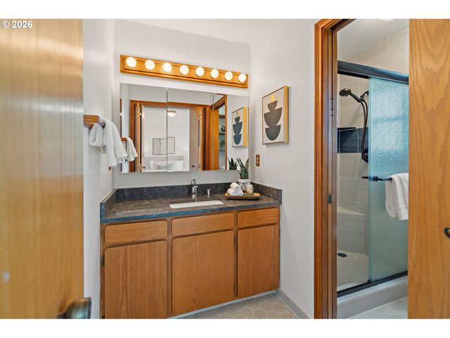 14438 Sw 152ND Pl, Portland, OR 97224