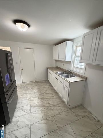 99 Steuben Street 1st Floor, East Orange, NJ 07018