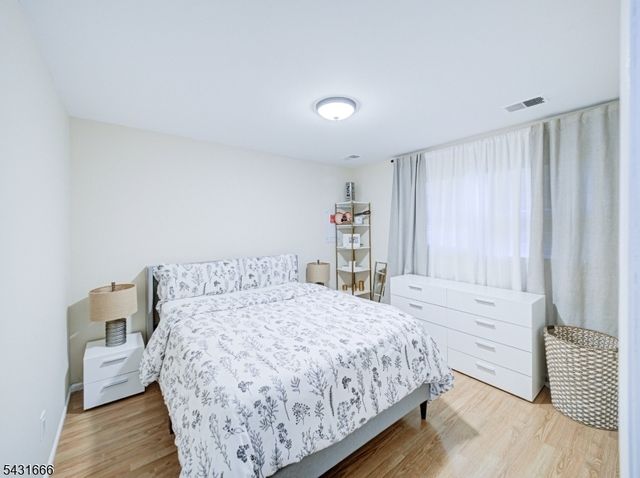 1897 Bell Pl, South Plainfield Boro, NJ 07080