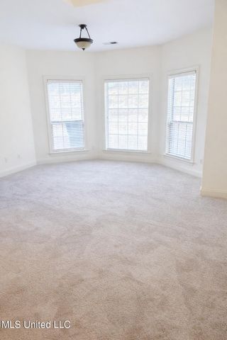 4902 Waterstone Drive, Olive Branch, MS 38654