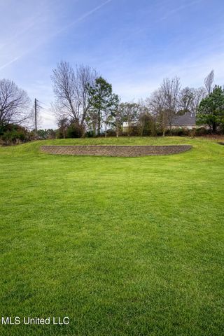 4902 Waterstone Drive, Olive Branch, MS 38654