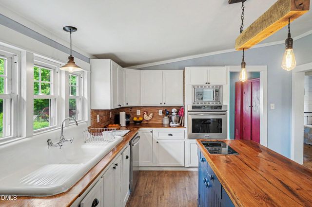 7740 Hornaday Trail, Liberty, NC 27298