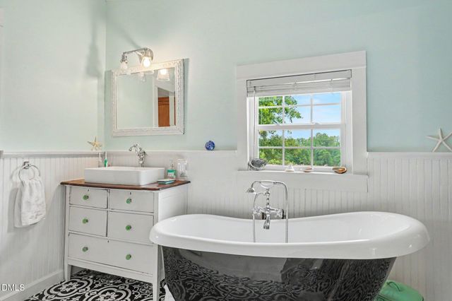 7740 Hornaday Trail, Liberty, NC 27298