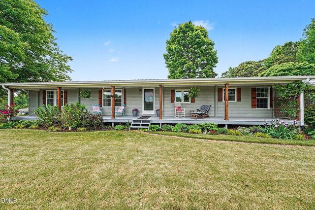 7740 Hornaday Trail, Liberty, NC 27298