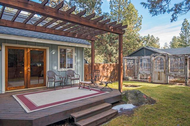 711 E Tyee Drive, Sisters, OR 97759