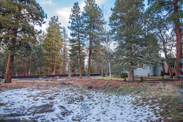 711 E Tyee Drive, Sisters, OR 97759