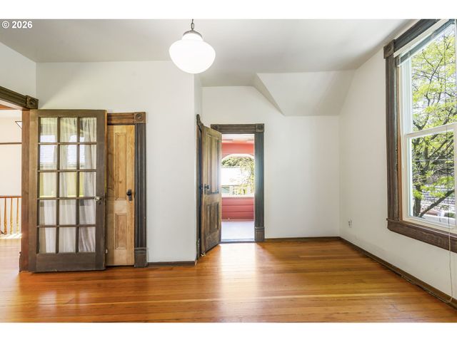 3206 S KELLY Ave, Portland, OR 97239