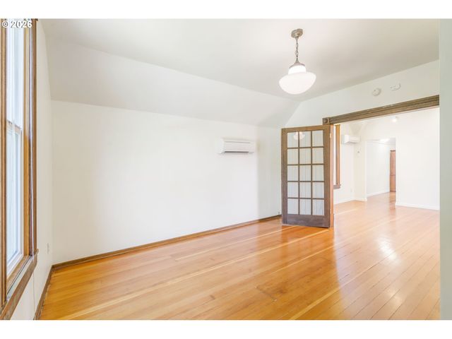 3206 S KELLY Ave, Portland, OR 97239