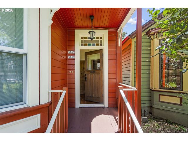 3206 S KELLY Ave, Portland, OR 97239