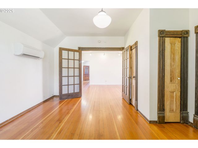 3206 S KELLY Ave, Portland, OR 97239