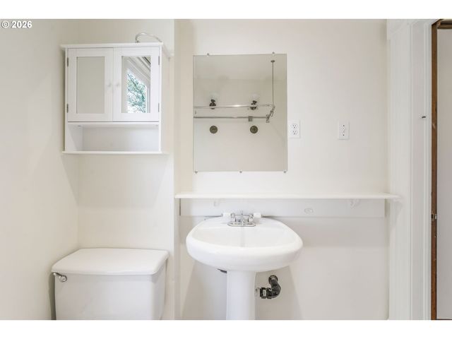 3206 S KELLY Ave, Portland, OR 97239
