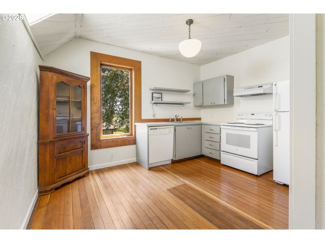 3206 S KELLY Ave, Portland, OR 97239