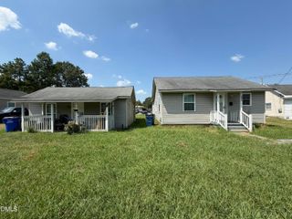 812 & 814 S 5th Street, Smithfield, NC 27577