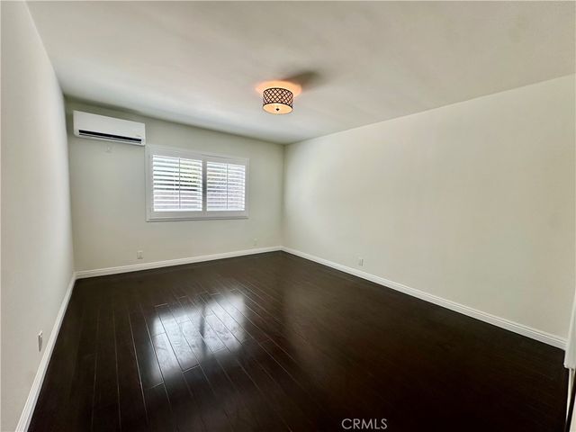 2726 N Brighton St, Burbank, CA 91504