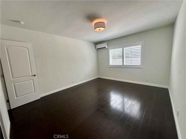2726 N Brighton St, Burbank, CA 91504