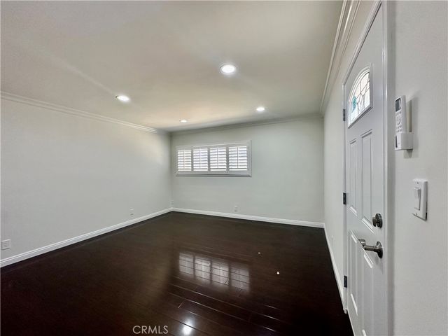 2726 N Brighton St, Burbank, CA 91504