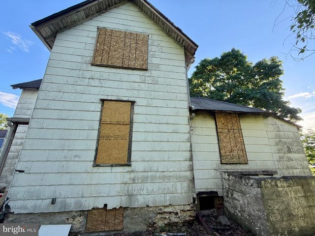215 BERLIN RD, Clementon, NJ 08021