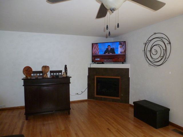 16212 Trumbull Avenue, Markham, IL 60428