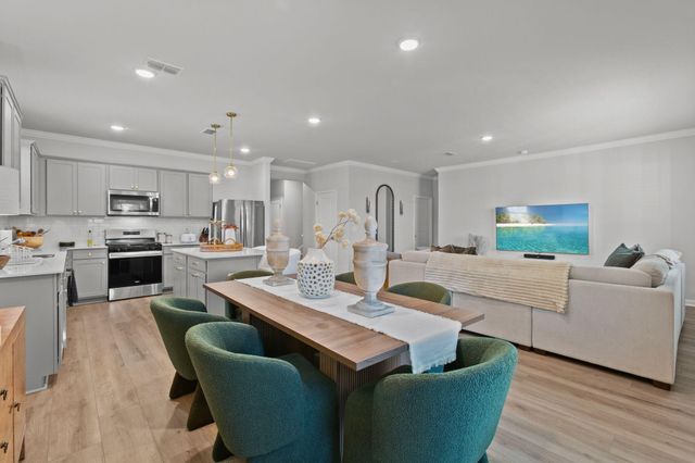 746 Meadowbrook Lane, Summerville, SC 29486