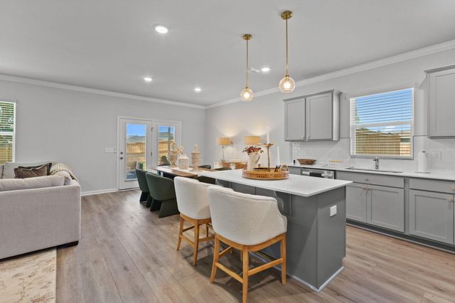 746 Meadowbrook Lane, Summerville, SC 29486
